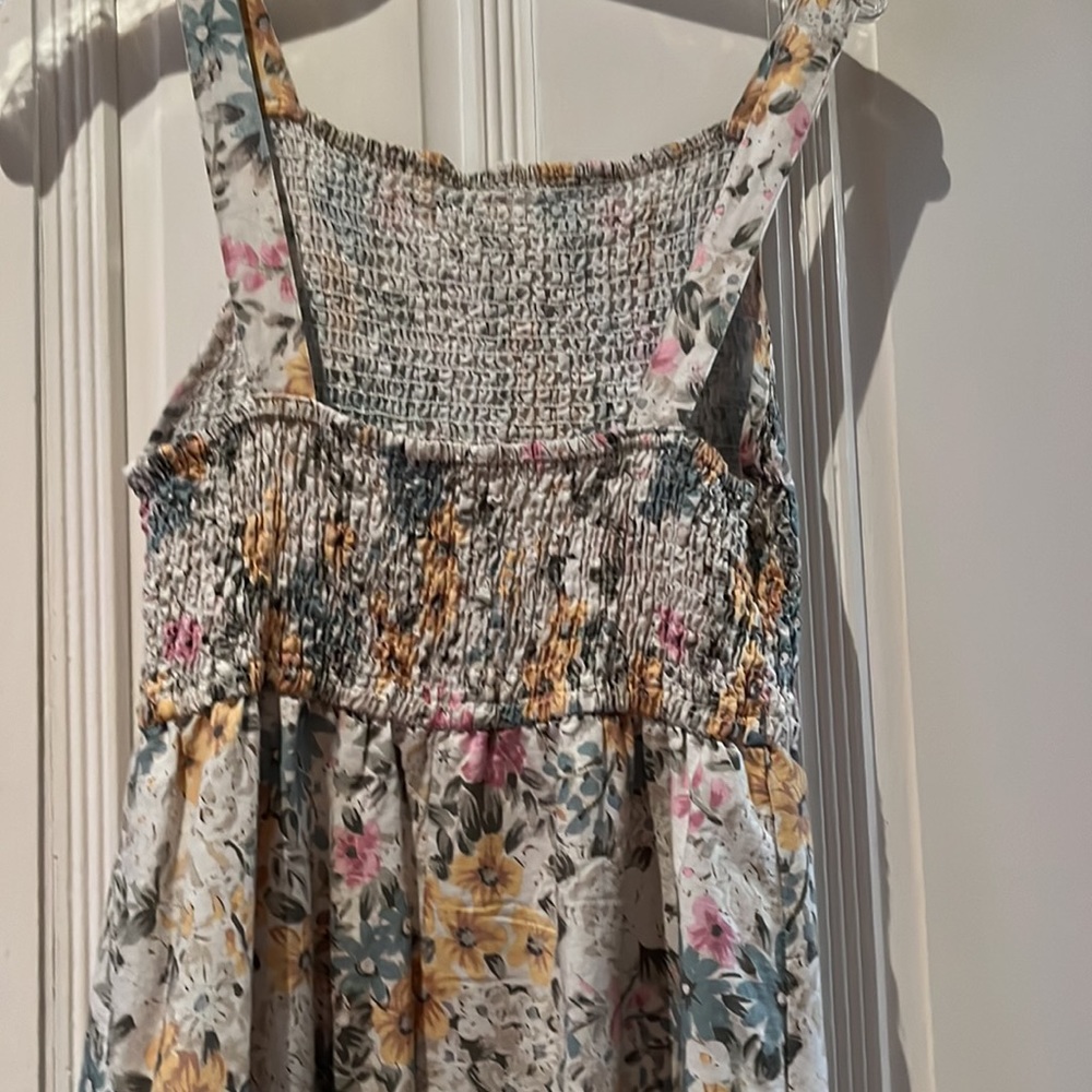 Sundress - Picture 4 of 8